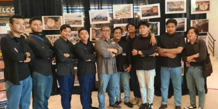 Mahasiswa IKO FISIP UMSU Sukses Gelar Pameran Foto di Plaza Focal Point