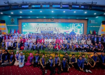 Pesan Menggugah WR RIPI kepada 186 Lulusan FISIP UMSU: Jangan Berhenti Upgrade Kompetensi agar Tak Terjebak ‘Useless Class’